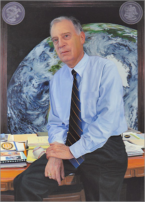 JAMES L. STINNETT, MD